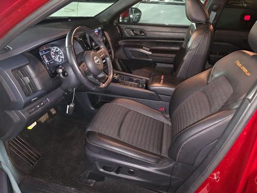 2025 Nissan Pathfinder Rock Creek