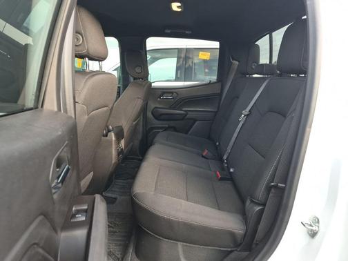 Summit White 2024 GMC Canyon Elevation