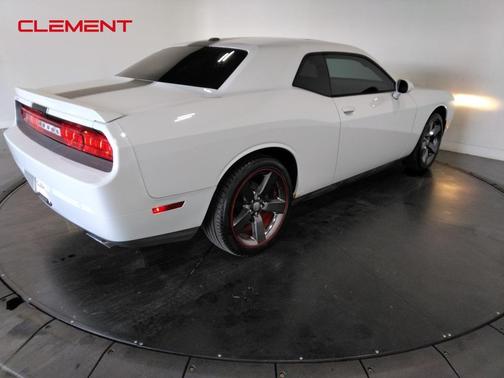 2014 Dodge Challenger SXT