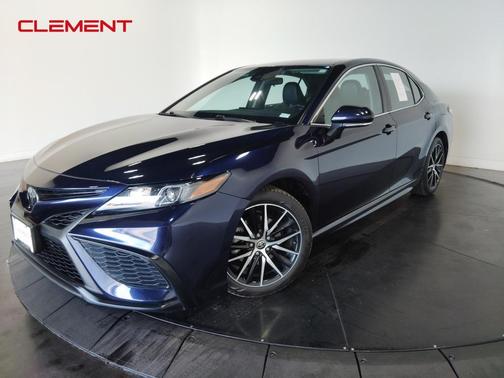 2022 Toyota Camry SE Nightshade