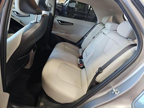 Steel Gray 2023 Kia Niro EV Wind