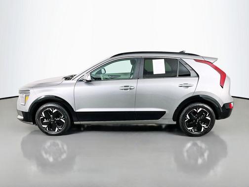 Steel Gray 2023 Kia Niro EV Wind