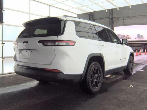 2024 Jeep Grand Cherokee L Laredo