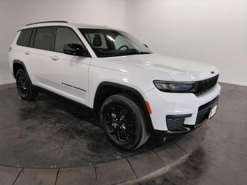 2024 Jeep Grand Cherokee L Laredo