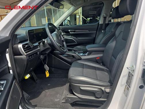 2024 Kia Telluride LX