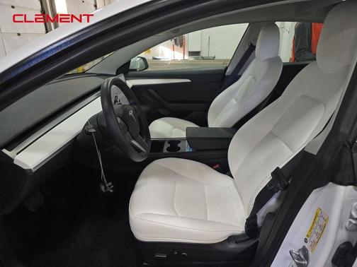 2022 Tesla Model 3 Base