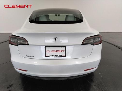 2022 Tesla Model 3 Base