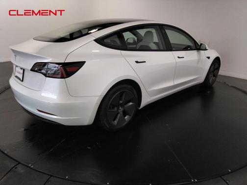 2022 Tesla Model 3 Base