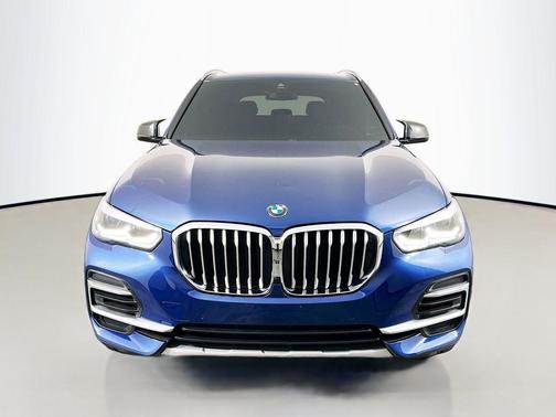 Phytonic Blue Metallic 2023 BMW X5 xDrive40i