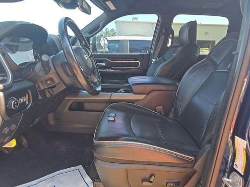 Patriot Blue Pearlcoat 2021 RAM 2500 Laramie