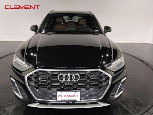 2022 Audi Q5 45 S line quattro Premium