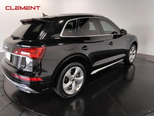 2022 Audi Q5 45 S line quattro Premium