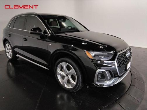 2022 Audi Q5 45 S line quattro Premium