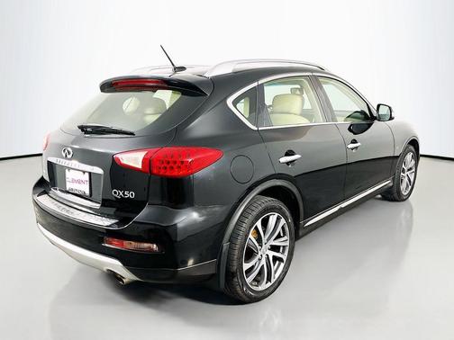 Black 2017 INFINITI QX50 Base