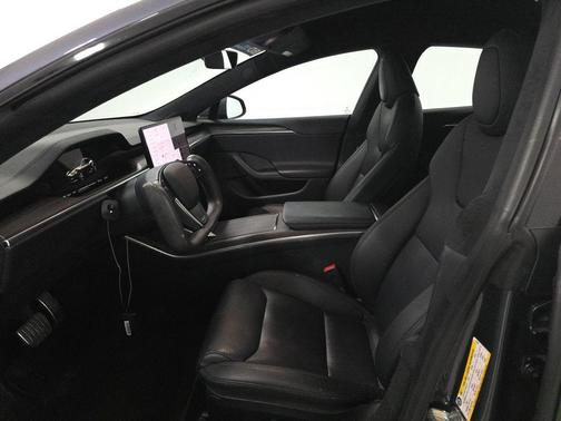 2022 Tesla Model S Base