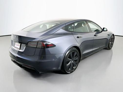 Midnight Silver Metallic 2022 Tesla Model S Base