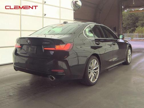 2024 BMW 330 i