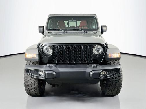 Sting Gray Clearcoat 2023 Jeep Gladiator Sport