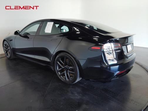 2022 Tesla Model S Plaid