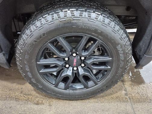 2022 GMC Sierra 1500 Limited Elevation