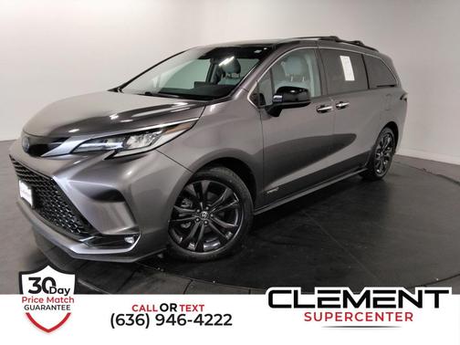 2021 Toyota Sienna XSE 7 Passenger