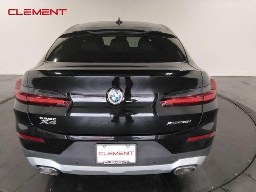 2023 BMW X4 xDrive30i