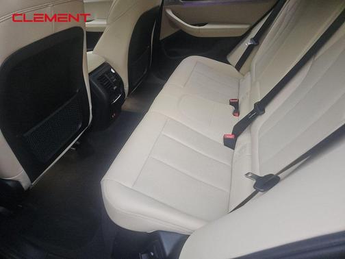 2023 BMW X4 xDrive30i