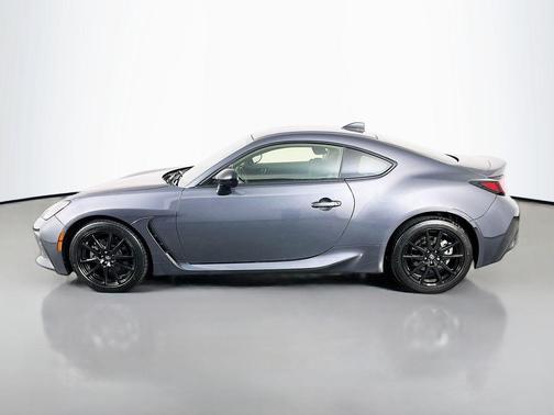 Pavement 2022 Toyota GR86 Base