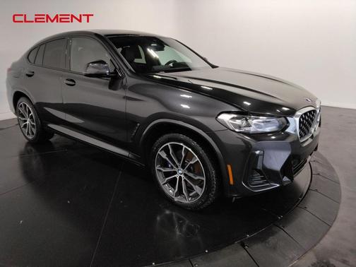 2023 BMW X4 xDrive30i