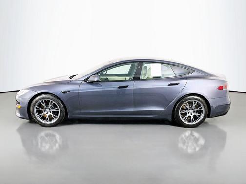 Midnight Silver Metallic 2022 Tesla Model S Base