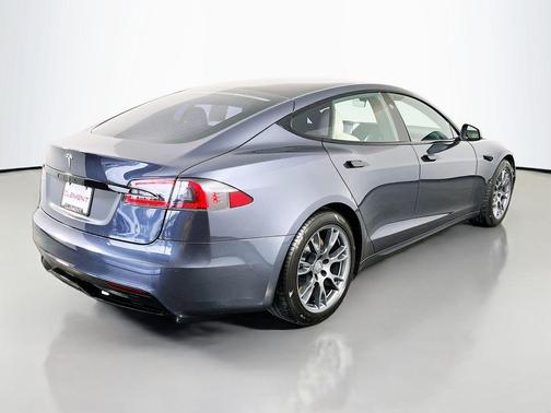 Midnight Silver Metallic 2022 Tesla Model S Base
