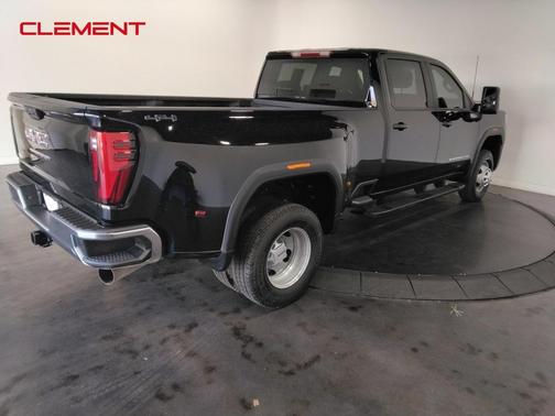 2024 GMC Sierra 3500 Pro