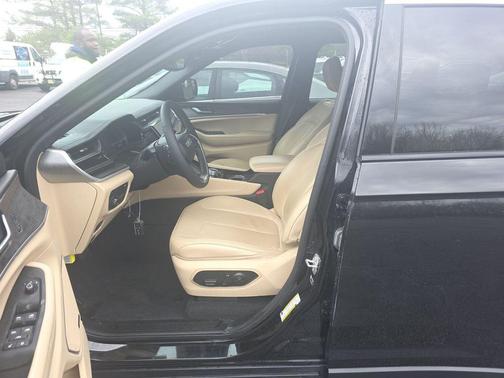 2022 Jeep Grand Cherokee 4xe Base