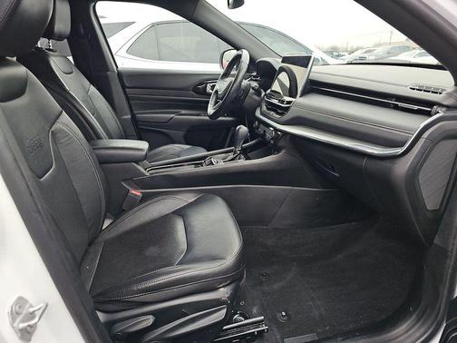 2022 Jeep Compass Altitude