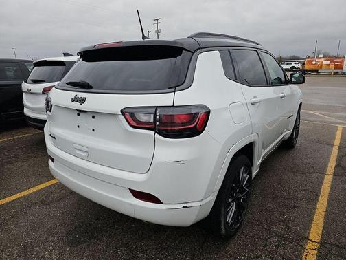 2022 Jeep Compass Altitude