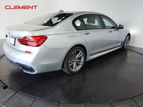 2019 BMW 750 i xDrive