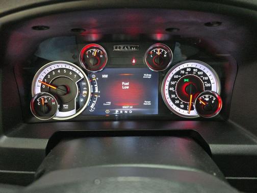 2021 RAM 1500 Classic SLT