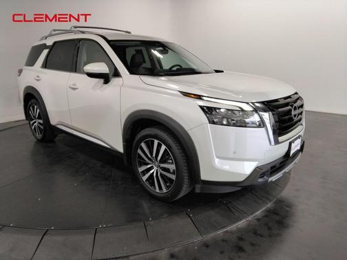 2024 Nissan Pathfinder Platinum