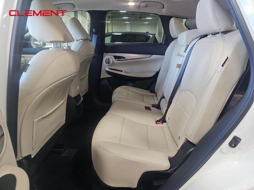 2022 INFINITI QX50 ESSENTIAL
