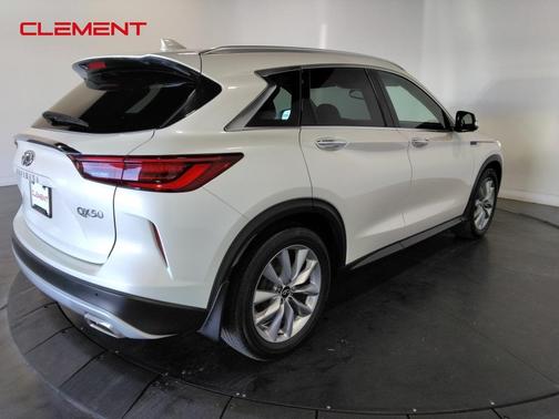 2022 INFINITI QX50 ESSENTIAL