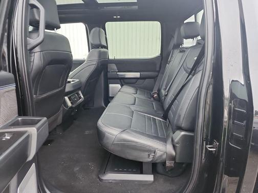 2025 Ford F-250 Platinum