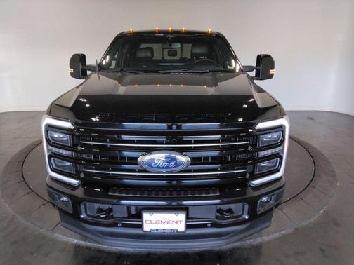 2025 Ford F-250 Platinum