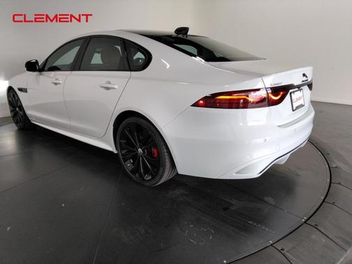 2024 Jaguar XF P300 R-Dynamic SE