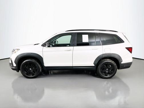 Platinum White Pearl 2022 Honda Pilot TrailSport
