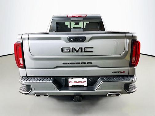 Sterling 2023 GMC Sierra 1500 AT4