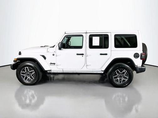 Bright White Clearcoat 2025 Jeep Wrangler Sahara
