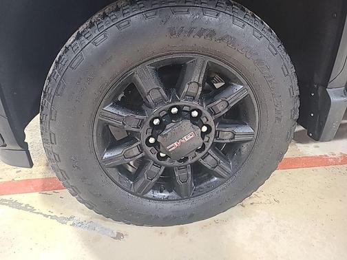 2024 GMC Sierra 2500 AT4