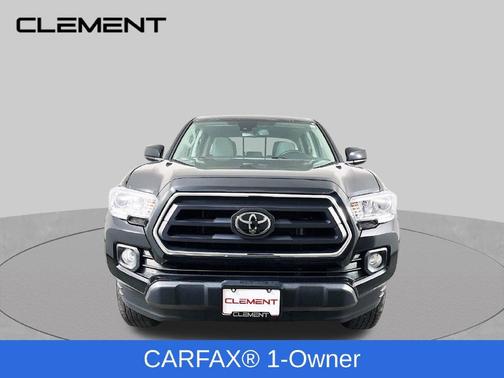 Midnight Black Metallic 2022 Toyota Tacoma SR5