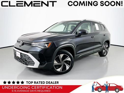 Deep Black Pearl Effect 2025 Volkswagen Taos 1.5T SE