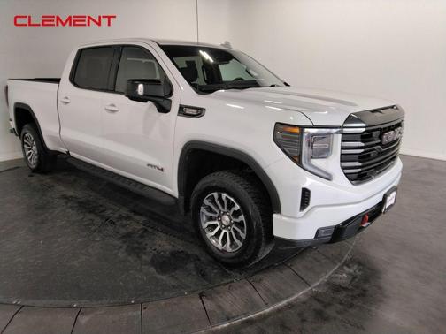 2022 GMC Sierra 1500 AT4